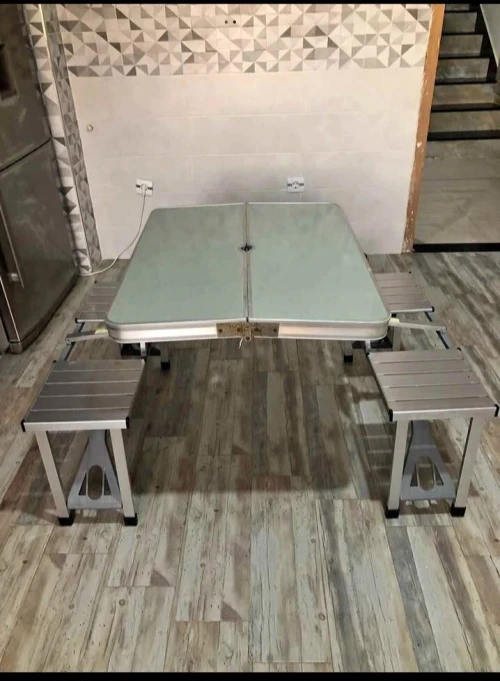 Table pliante.