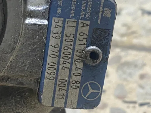 mercedes TURBO   OM651