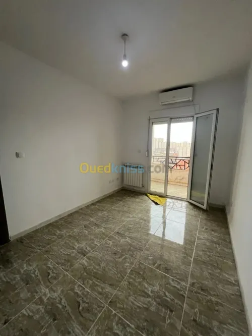 Location Appartement F4 Alger Rahmania