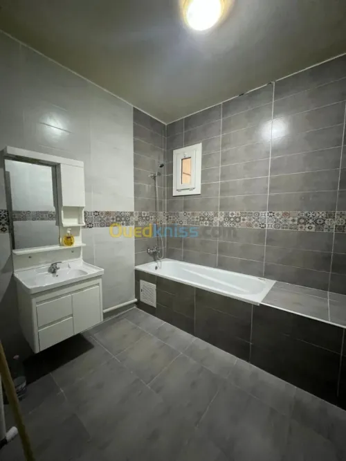 Location Appartement F4 Alger Rahmania