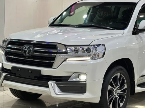 Toyota Land Cruiser  2021 V8 Vxr grand touring S