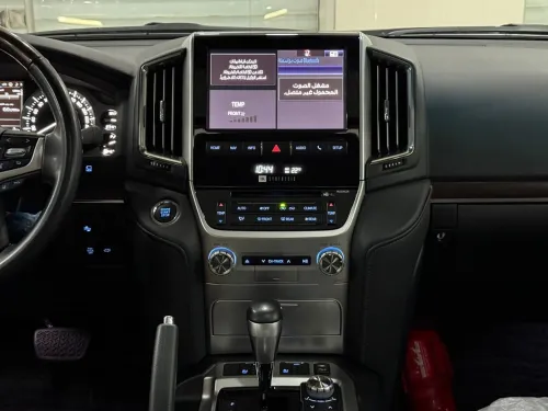 Toyota Land Cruiser  2021 V8 Vxr grand touring S
