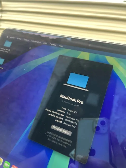 MacBook M2 2022