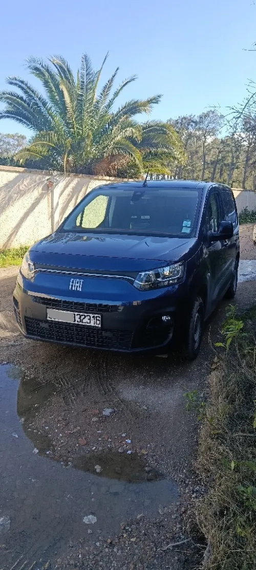 Fiat Doblo 2023 ITALIE