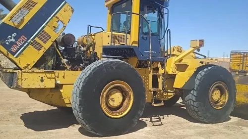 Chargeur Komatsu شارجور كوماتسي 420 1993
