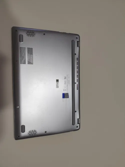 ASUS VivoBook