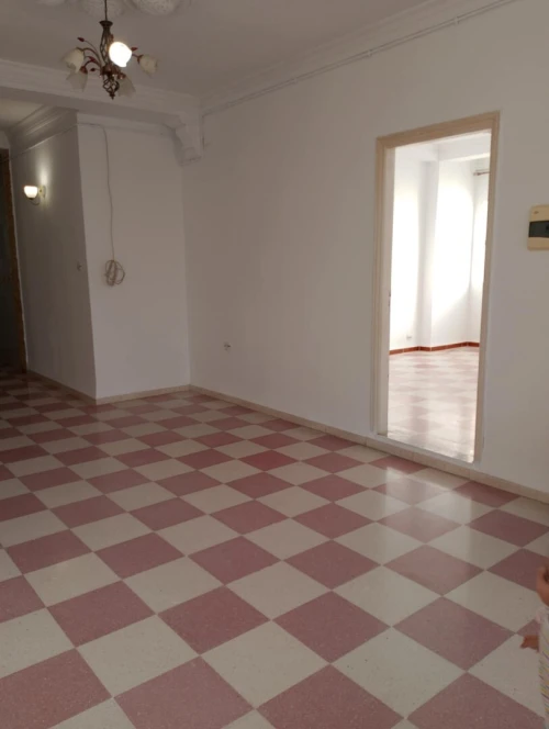 Location Appartement Niveau de villa F3 Alger Draria