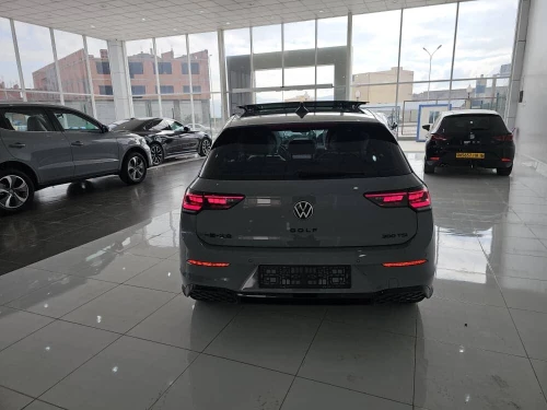 Volkswagen GOLF 8.5 2025 R-LINE