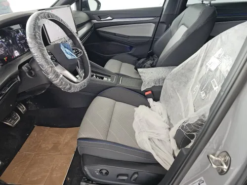 Volkswagen GOLF 8.5 2025 R-LINE