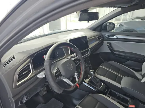 Volkswagen T-Roc 2025 R-Line 