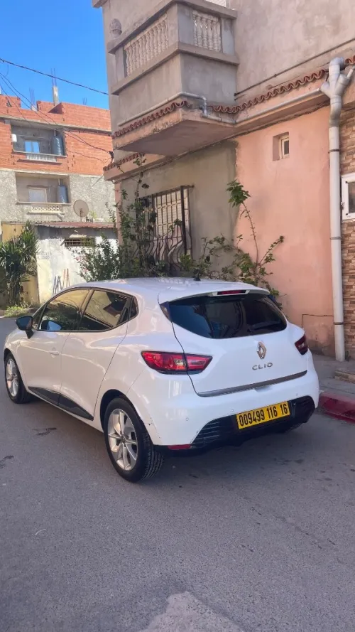 Renault Clio 4 2016 Limited 2