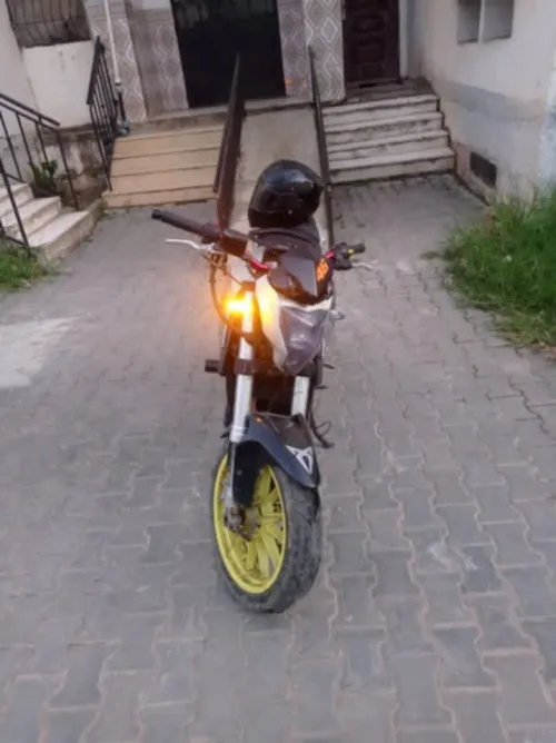 benelli tnt 250 2019