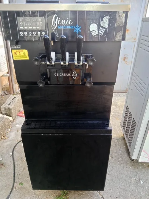 ماكينة آيس كريم (Génie Machine) double pompe