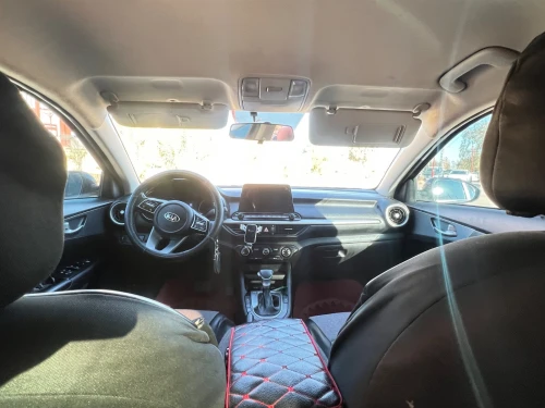 Kia Cerato 2022 