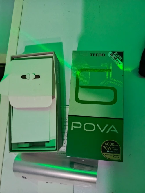 Pova 6 