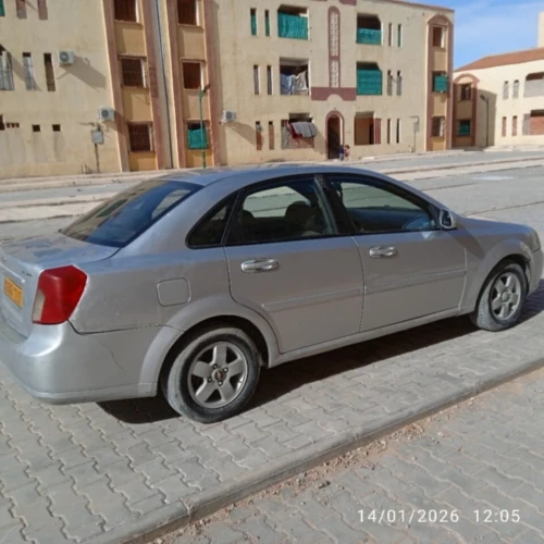Chevrolet Optra 5 portes 2012 Optra 5 portes