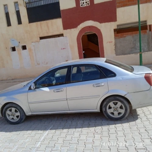 Chevrolet Optra 5 portes 2012 Optra 5 portes
