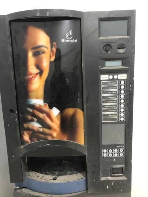 Distributeur automatique Bianchi bvm 921
