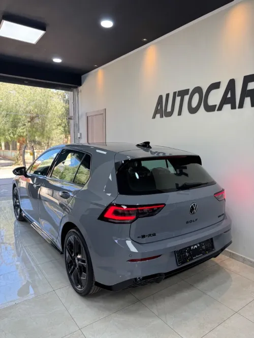 Volkswagen Golf 8 2025 R-Line