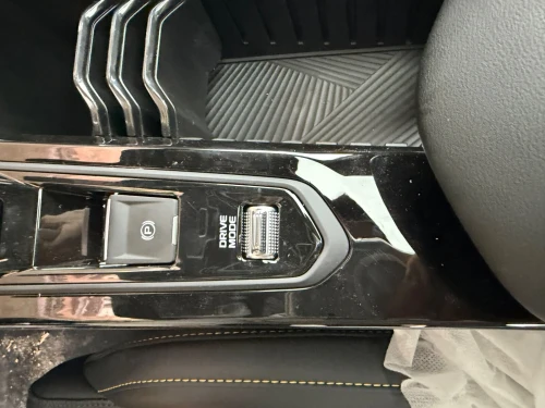 Geely Coolray 2025 Jadida