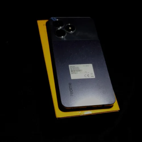 Realmi Not 50