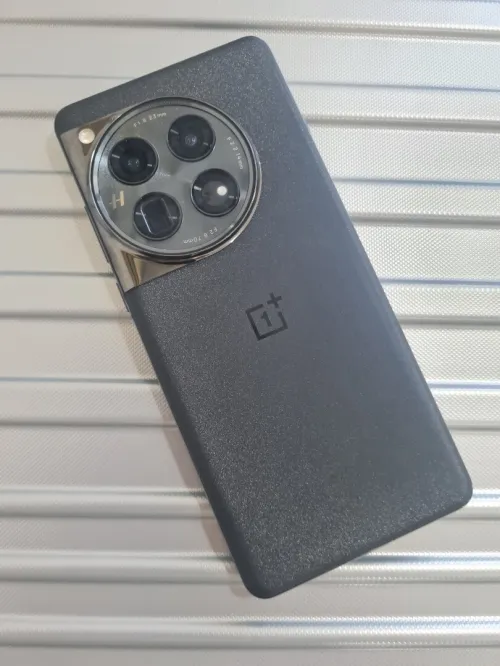 Oppo One plus 12