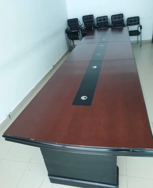 Tables de réunion