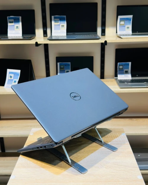 [VENDU] DELL Latitude 3510    I5-10310U  16/512
