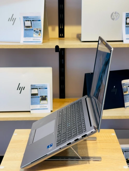 [VENDU] HP ZBOOK Fury 16 G10  I7-13700HX  32/1T  RTX 2000 ADA