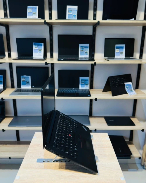 [VENDU] LENOVO ThinkPad E14 Gen 2    i7-1165G7 16/512