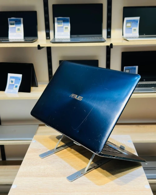 ASUS ZenBook UX580G  I7-8750H  16/512  GTX 1050 4GB