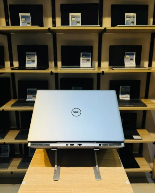 DELL Precision 7560    i5-11500H   32/512    Quadro T1200 4GB