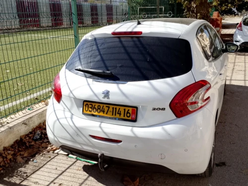 Peugeot 208 2014 Allure