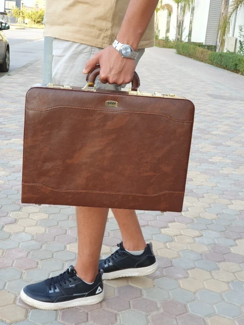 Valise deplomatique neuve- Luxe  & sécurité