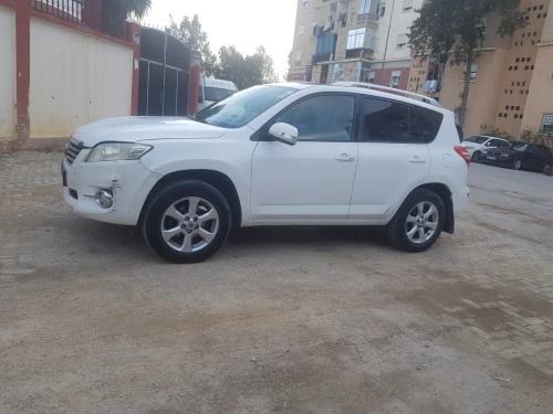 Toyota RAV4 2013 Active