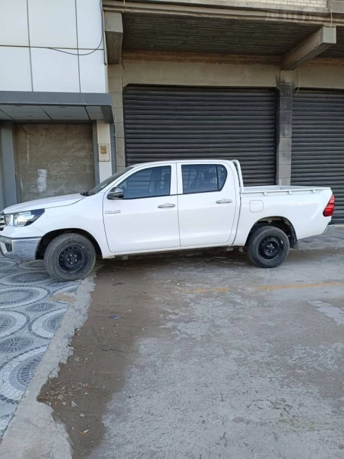 Toyota Hilux 4x2 2025 4x2 double cabine