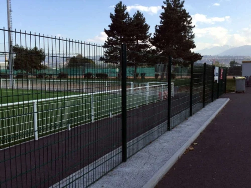 installation de cloture et gazon