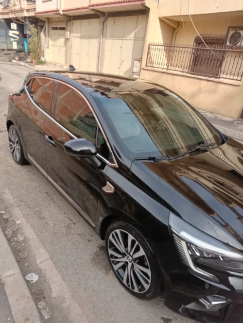 Renault CLIO 5 2022 initiale paris