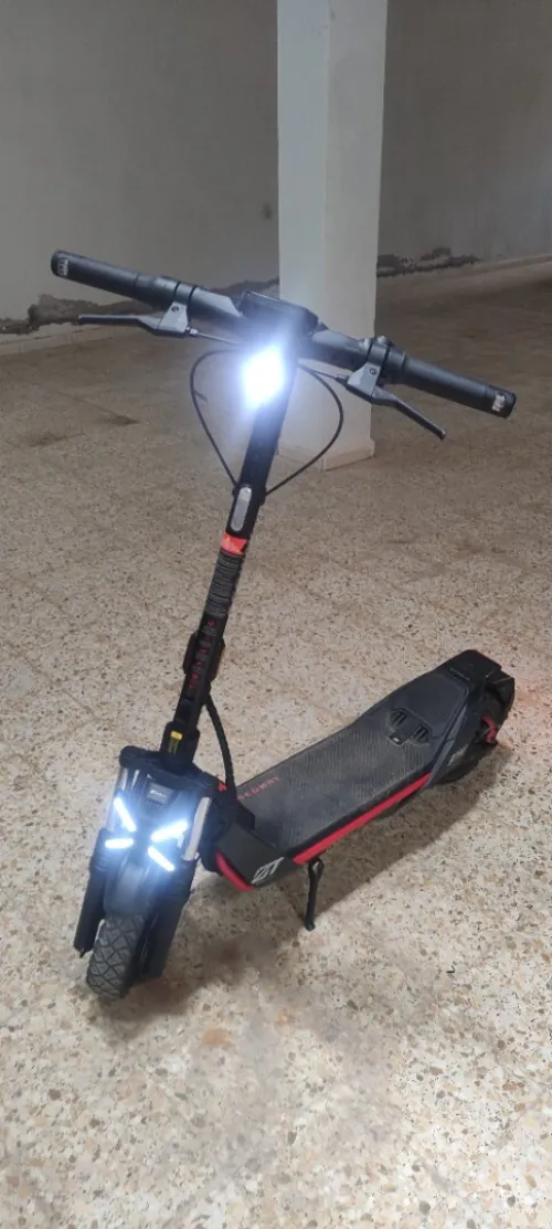 Vend en lot au revendeurs Vélo - trotinettes et fauteuil roulant