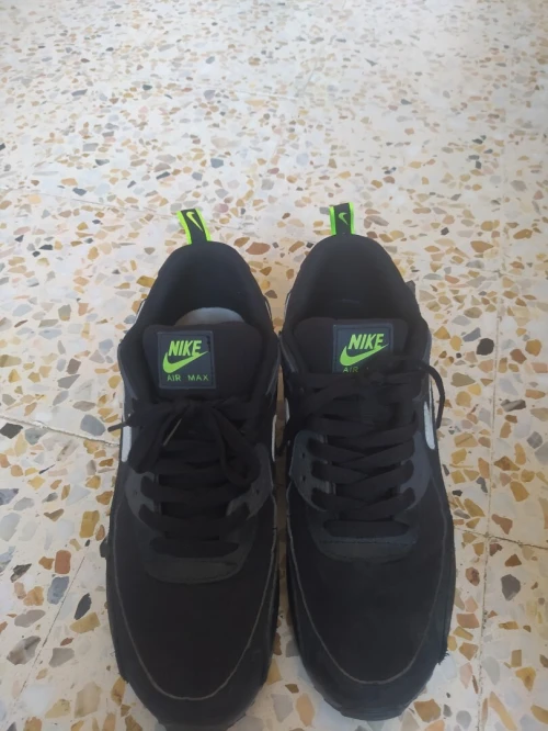 Air max 90 noir et vert