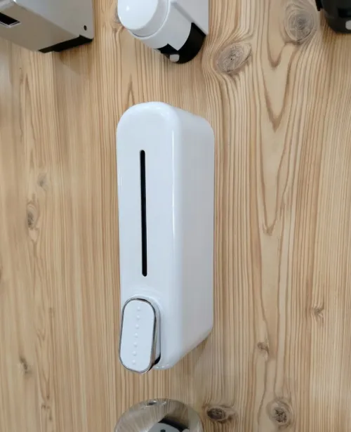 Distributeur savon liquide mural rechargeable