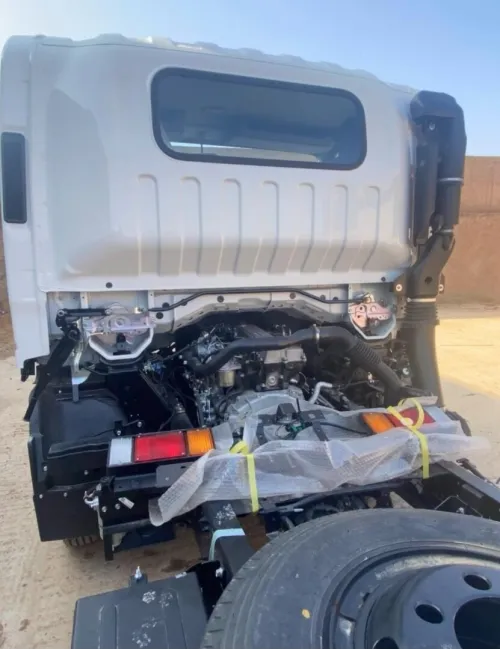 Isuzu Npr71 2025