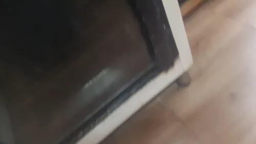 Plaque  + four