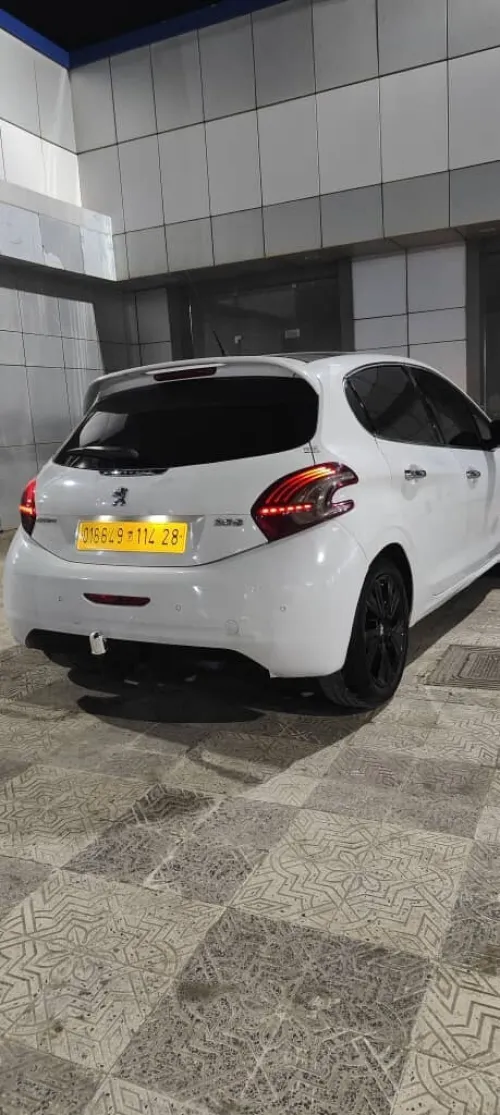 Peugeot 208 2014 208