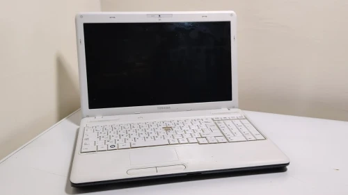 pc toshiba ta3 9raya