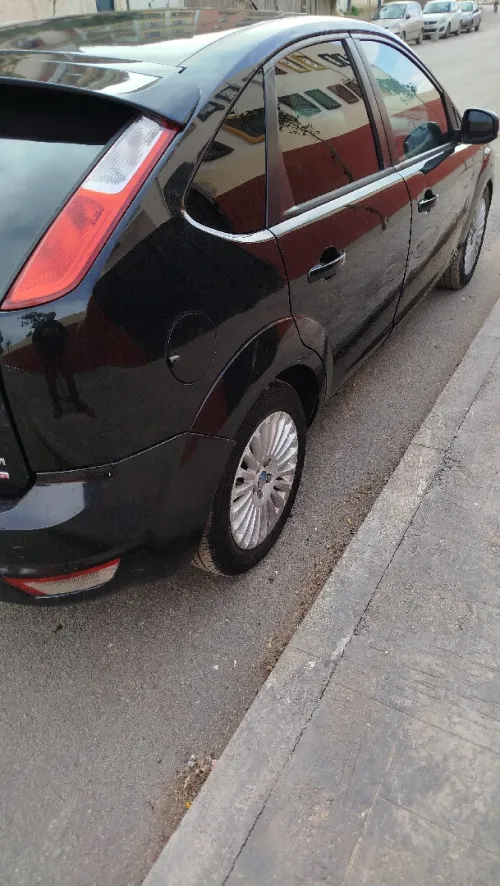 Ford Focus 5 portes 2012 Titanium