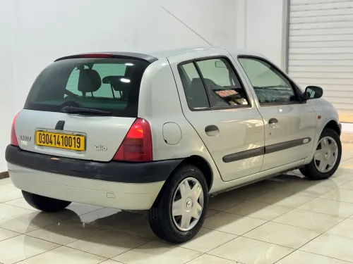 Renault Clio 2 2000 Extreme
