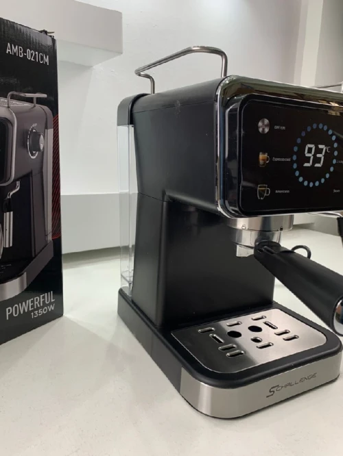Cafetière آلة قهوة