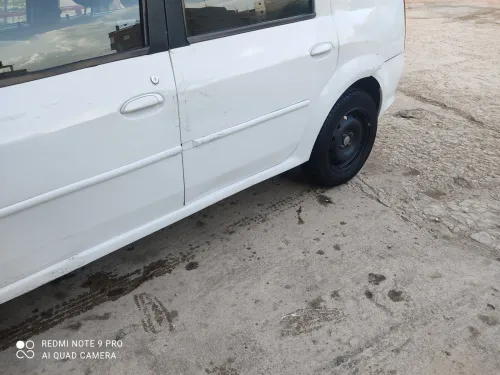 Dacia Logan 2013 Latot