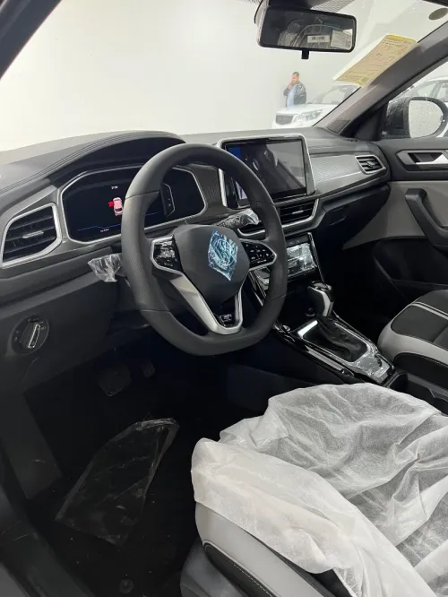 Volkswagen T-Roc 2025 R-Line 